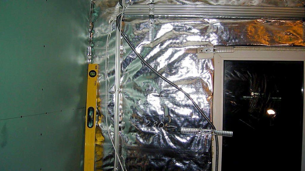 Монтаж частного дома: выравнивание и прокладка линий перед финальной отделкой